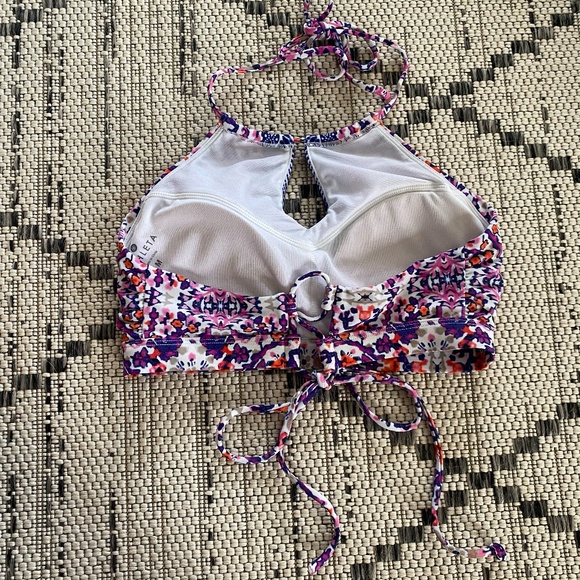 Athleta Women's Keyhole High Neck Halter Swimsuit Bikini Top Medium - Picture 3 of 7